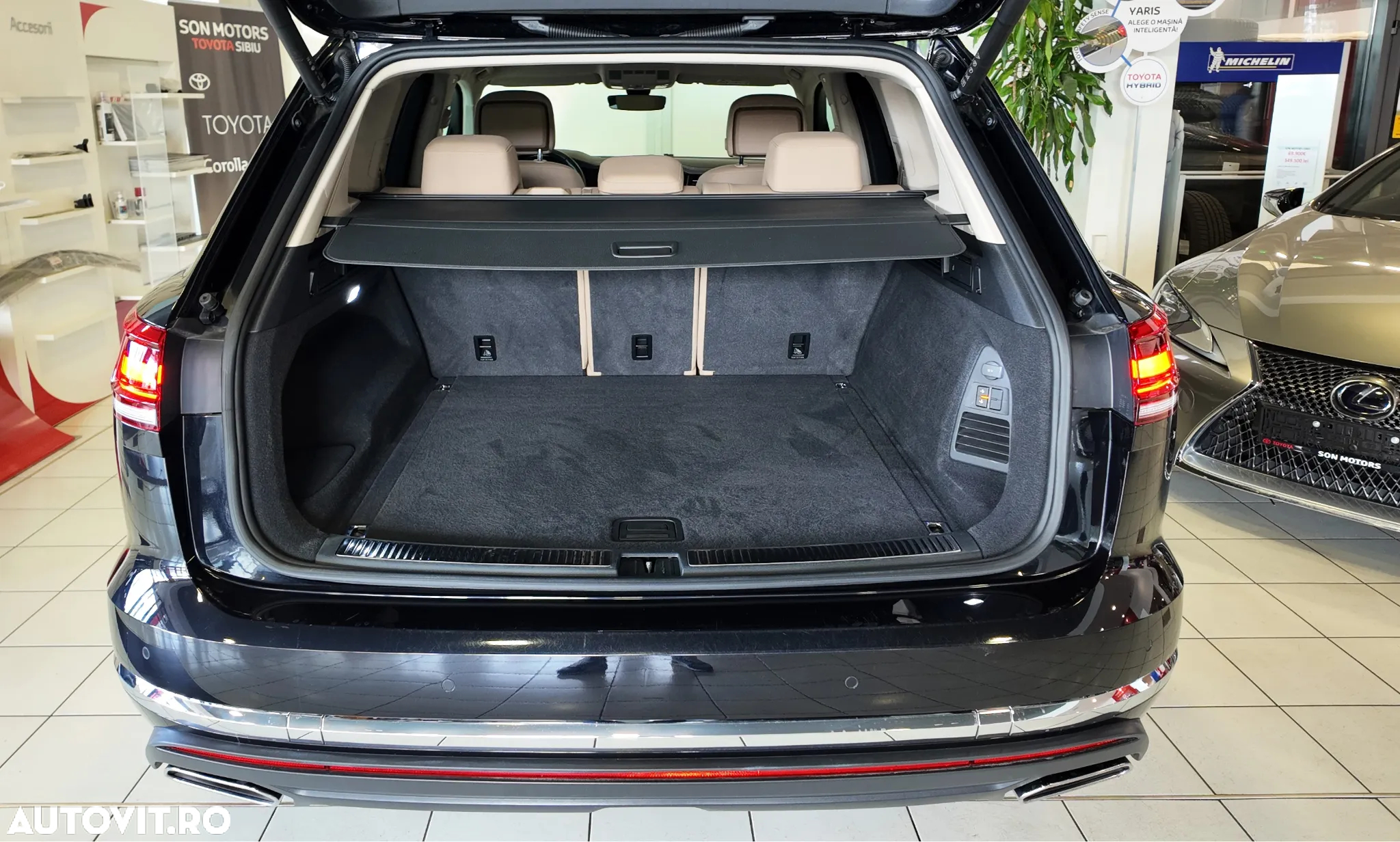 Volkswagen Touareg V6 TDI 4MOTION Elegance - 37