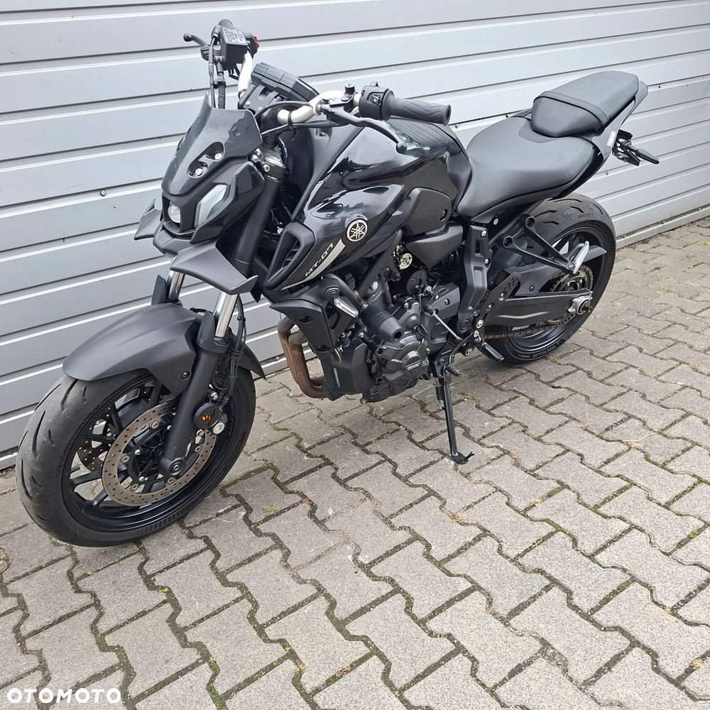 Yamaha MT - 3