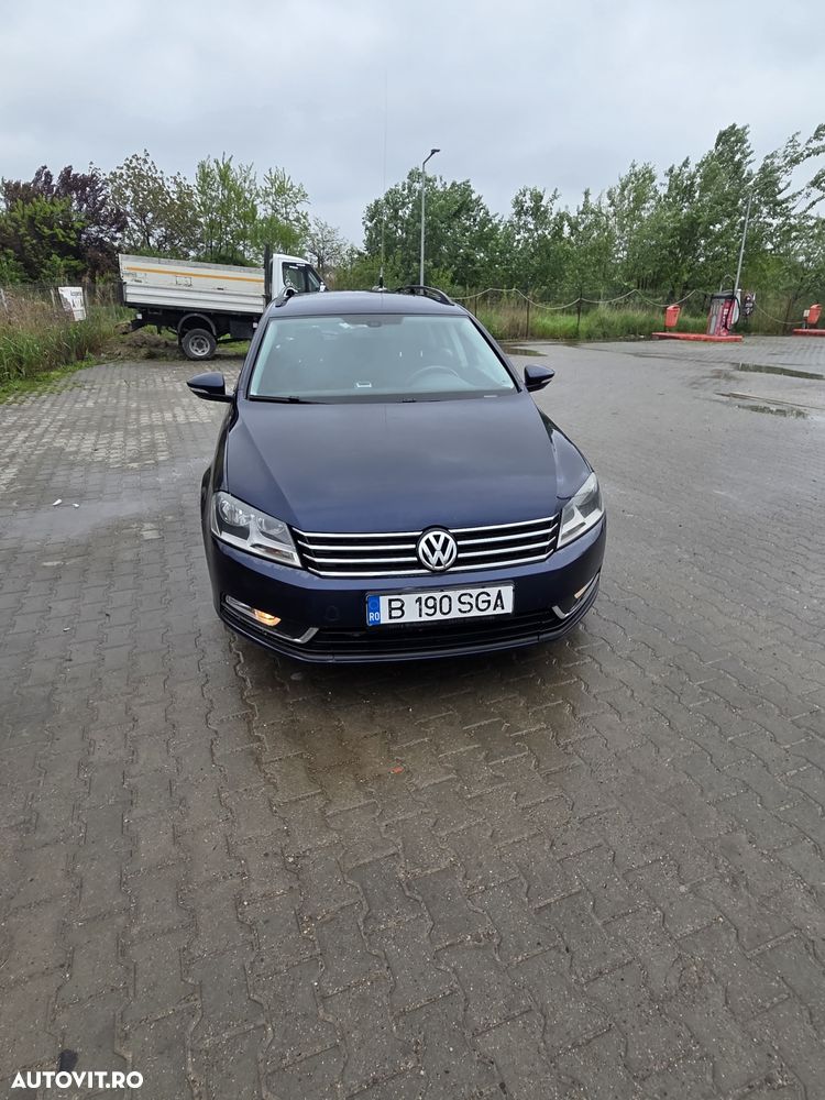 Volkswagen Passat 2.0 TDI BlueMotion Technology Comfortline - 14