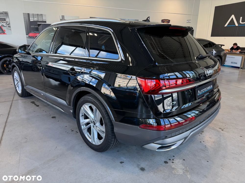Audi Q7 - 8