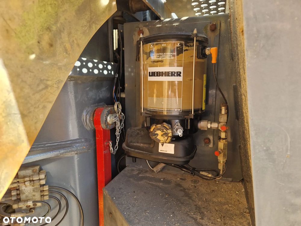 Liebherr L566 2plus2 * 9.854 mth * 2011r. * Pełen Serwis Liebherr * waga PFREUNDT * - 20