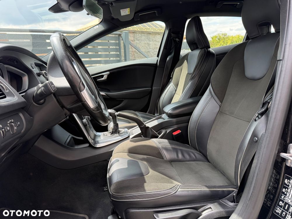 Volvo V40 D2 RDesign - 27