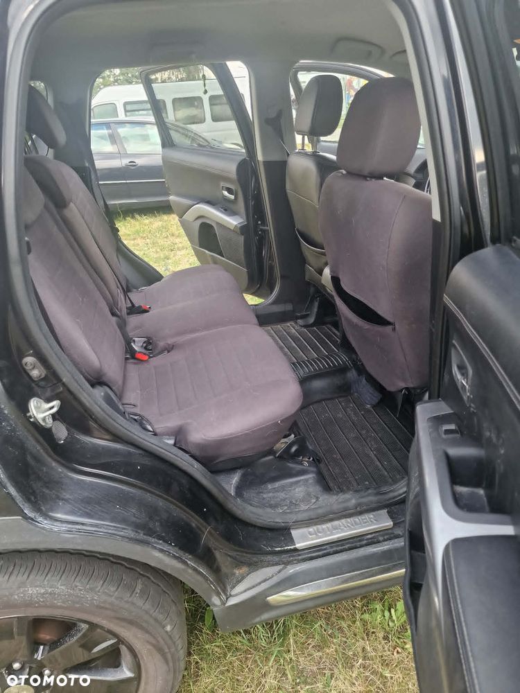Mitsubishi Outlander 2.2 DID Instyle NAVI TC-SST - 5