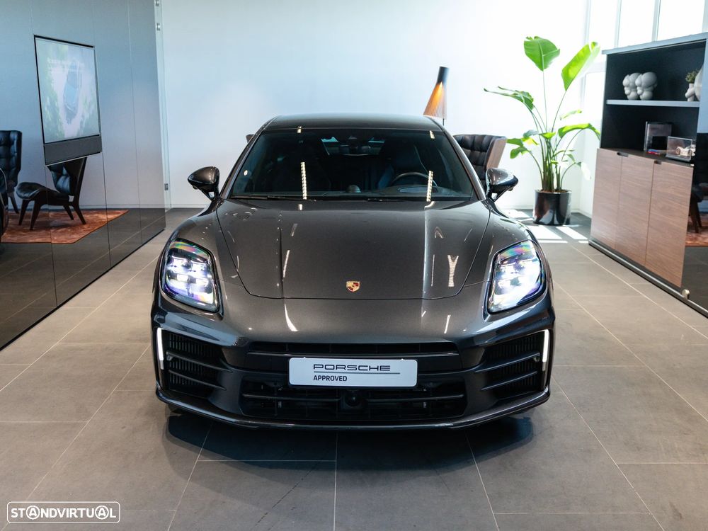 Porsche Panamera 4 E-Hybrid - 2