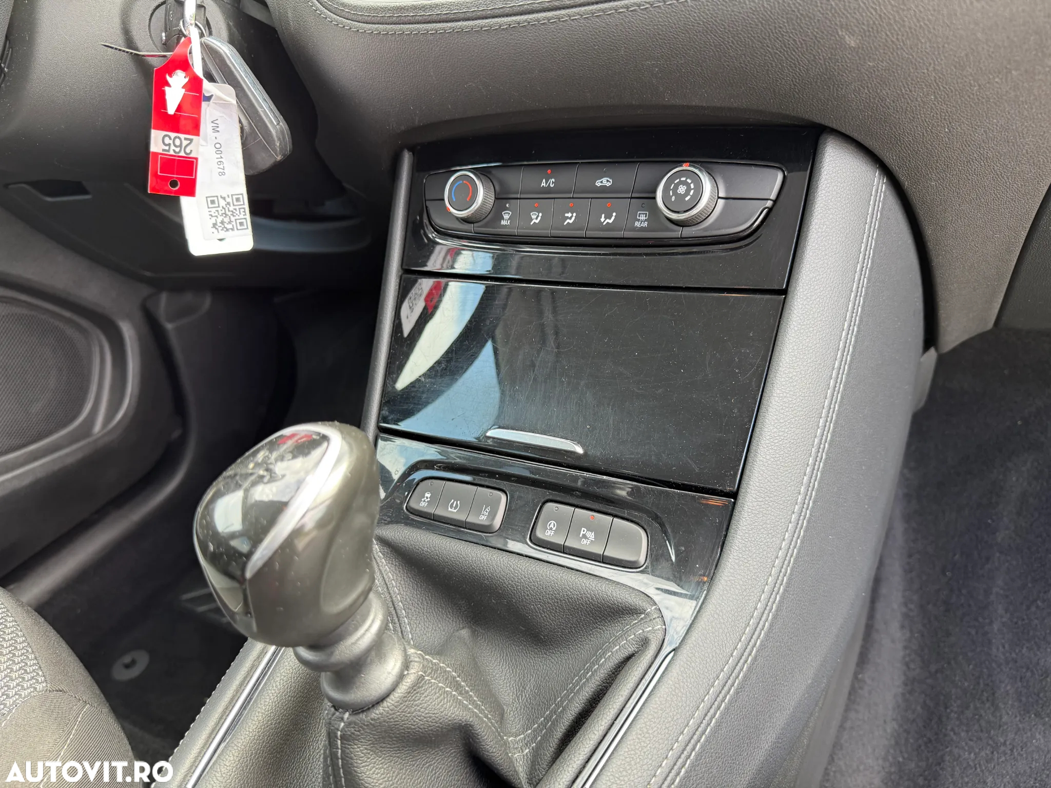 Opel Grandland X 1.2 Start/Stop INNOVATION - 32