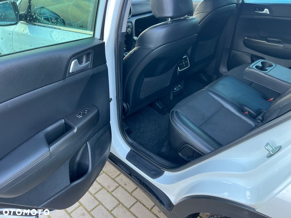 Kia Sportage 1.6 GDI 2WD Black Edition - 20