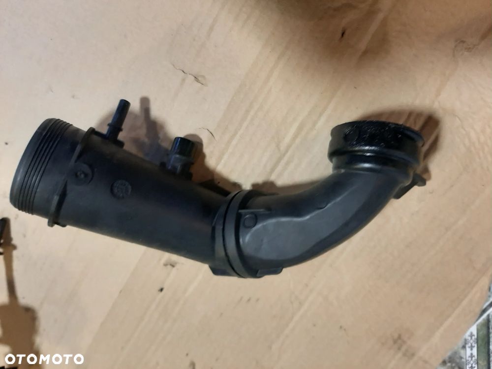 Rura dolot powietrza PEUGEOT CITROEN 9807939780  1.2 THP  HN01 - 1