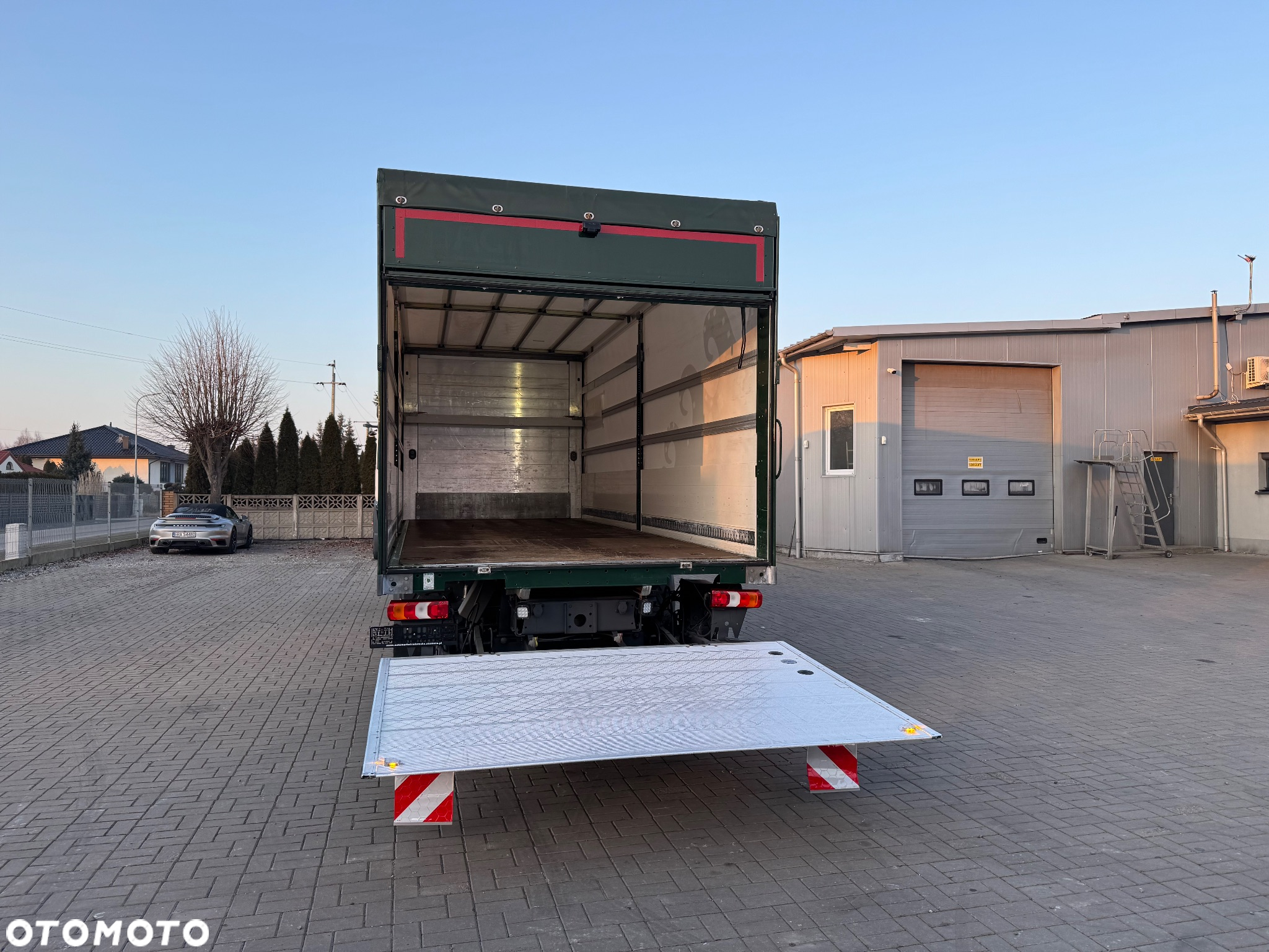 Mercedes-Benz ATEGO - 8