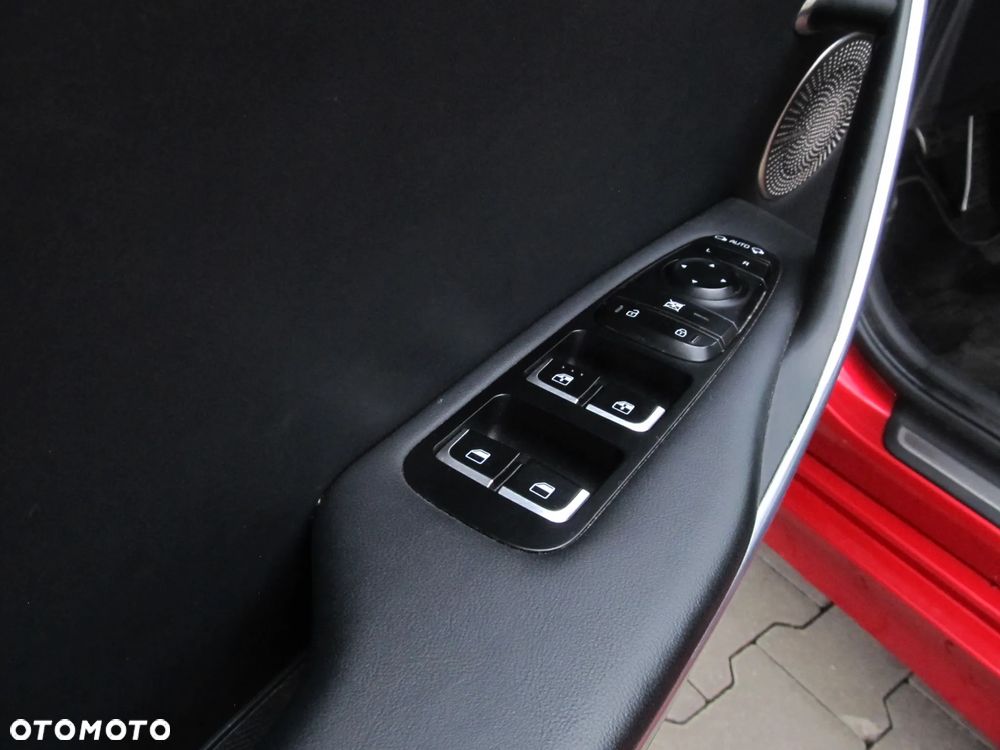 Kia Stinger - 27