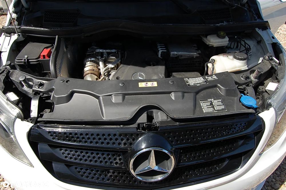 Mercedes-Benz Vito - 32