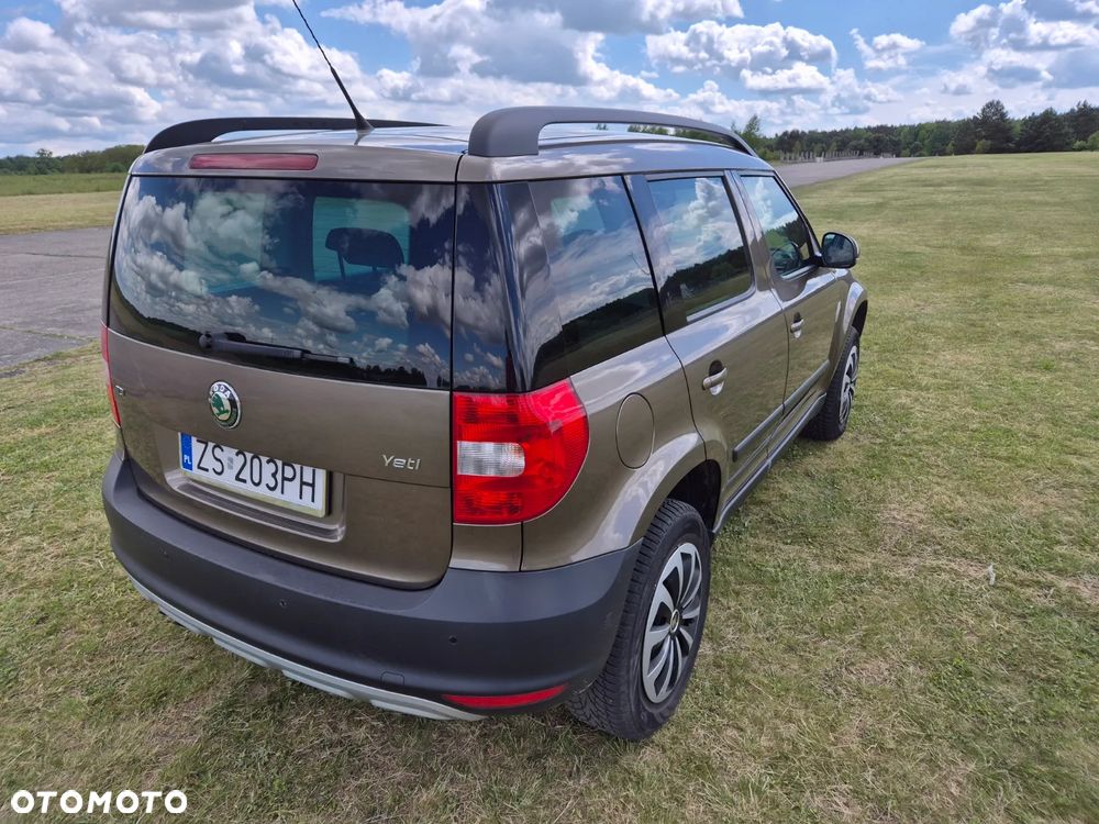 Skoda Yeti 2.0 TDI DPF Elegance Green tec - 4