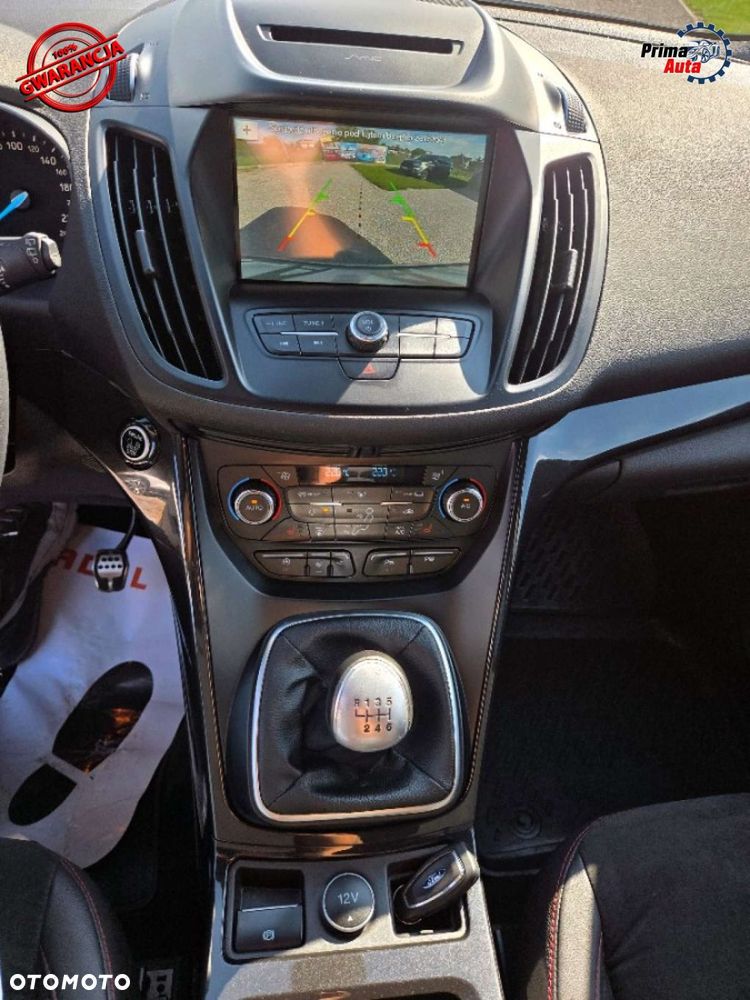 Ford Kuga 1.5 EcoBoost 2x4 ST-Line - 23