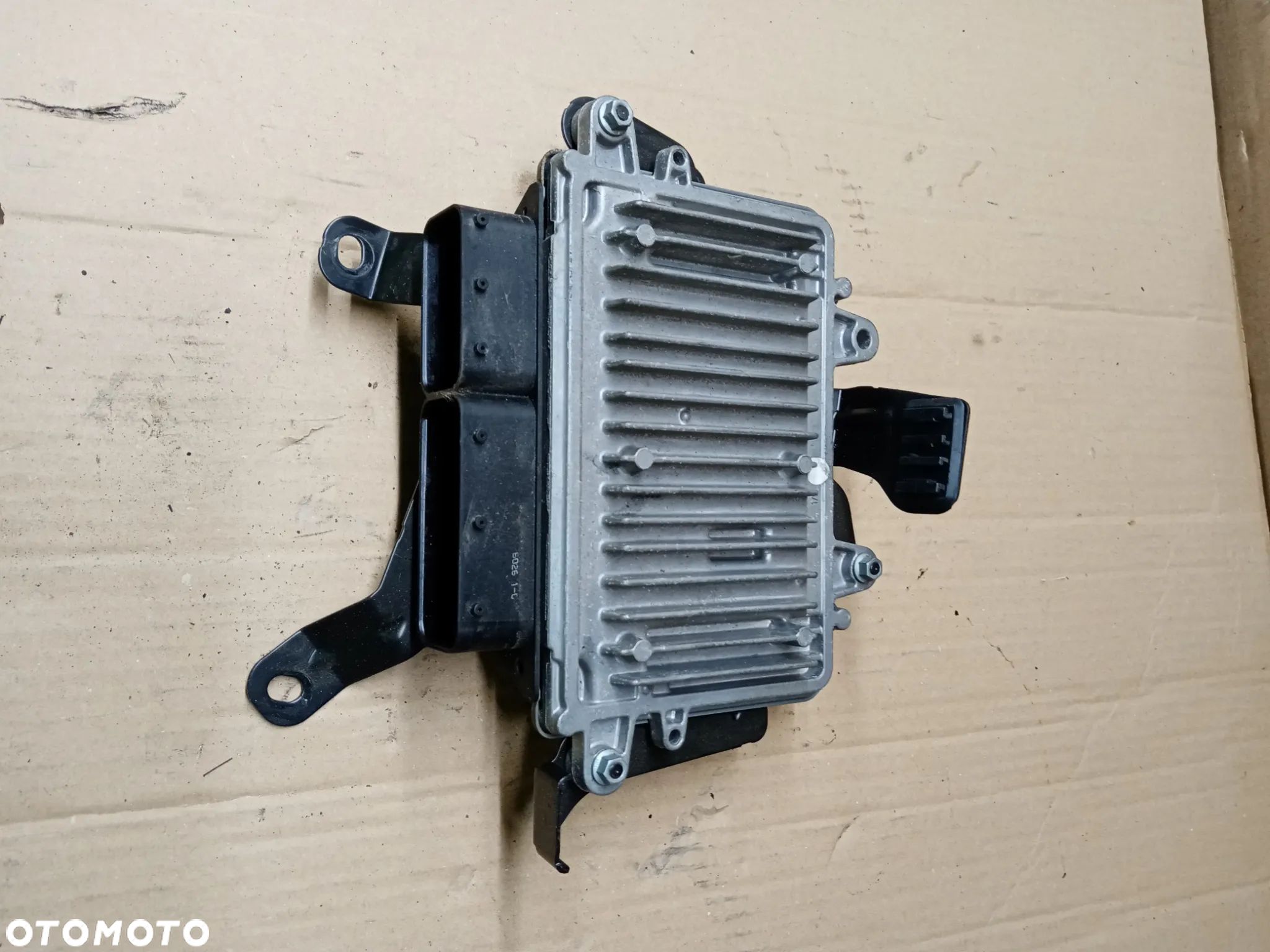 Komputer sterownik silnika Mercedes W169 2.0 CDI A6401507179 - 1