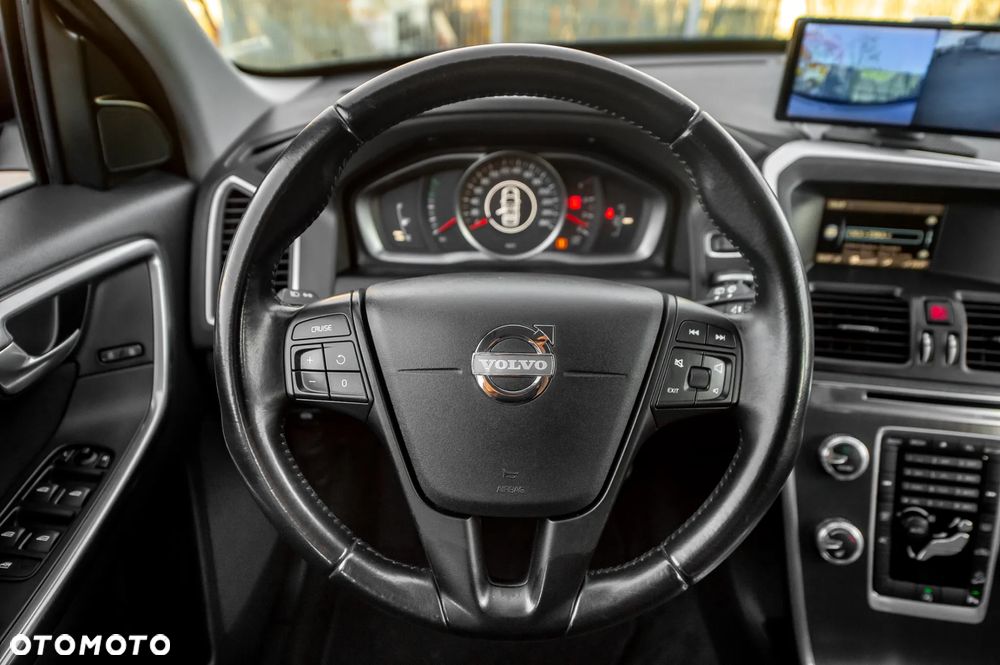 Volvo XC 60 D4 AWD Summum - 23