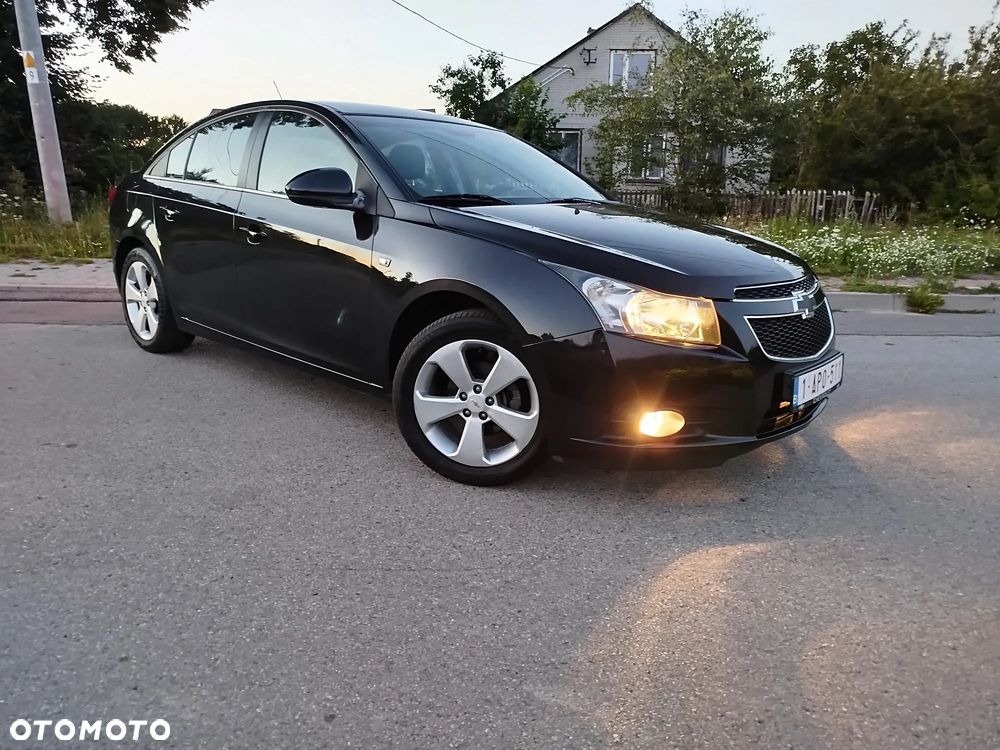 Chevrolet Cruze 1.8 LT - 3