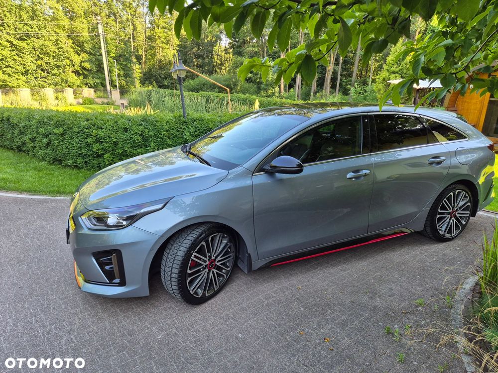 Kia ProCeed - 2