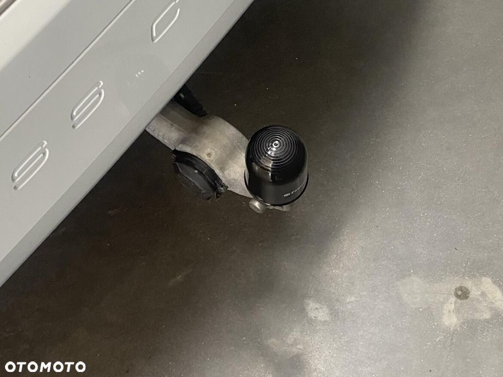 Volvo V90 Cross Country - 11