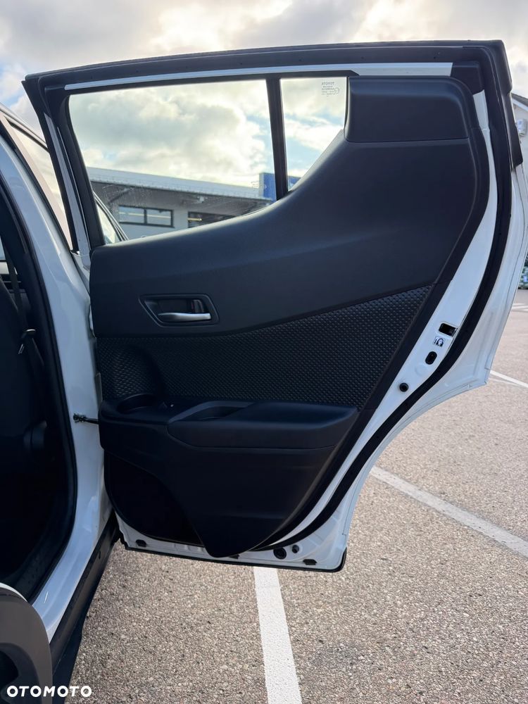 Toyota C-HR 1.8 Hybrid Premium - 13