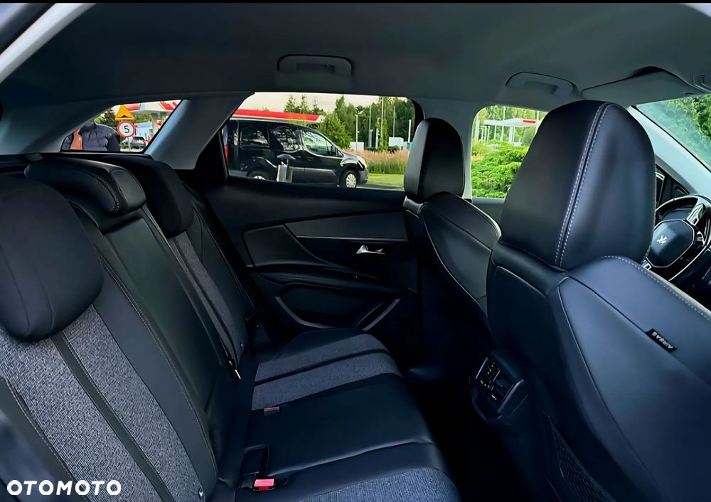 Peugeot 3008 1.5 BlueHDi Allure S&S EAT8 - 6