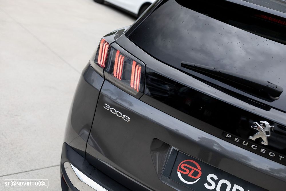 Peugeot 3008 1.6 Hybrid Allure e-EAT8 - 35