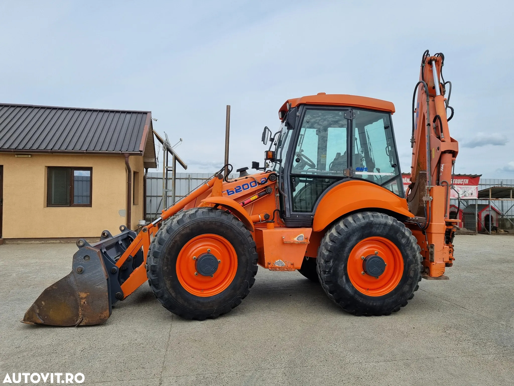 FIAT HITACHI FB 200.2 - 8