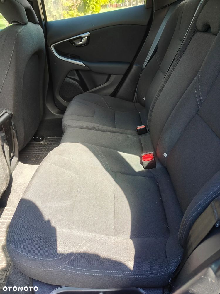 Volvo V40 D2 Kinetic - 7