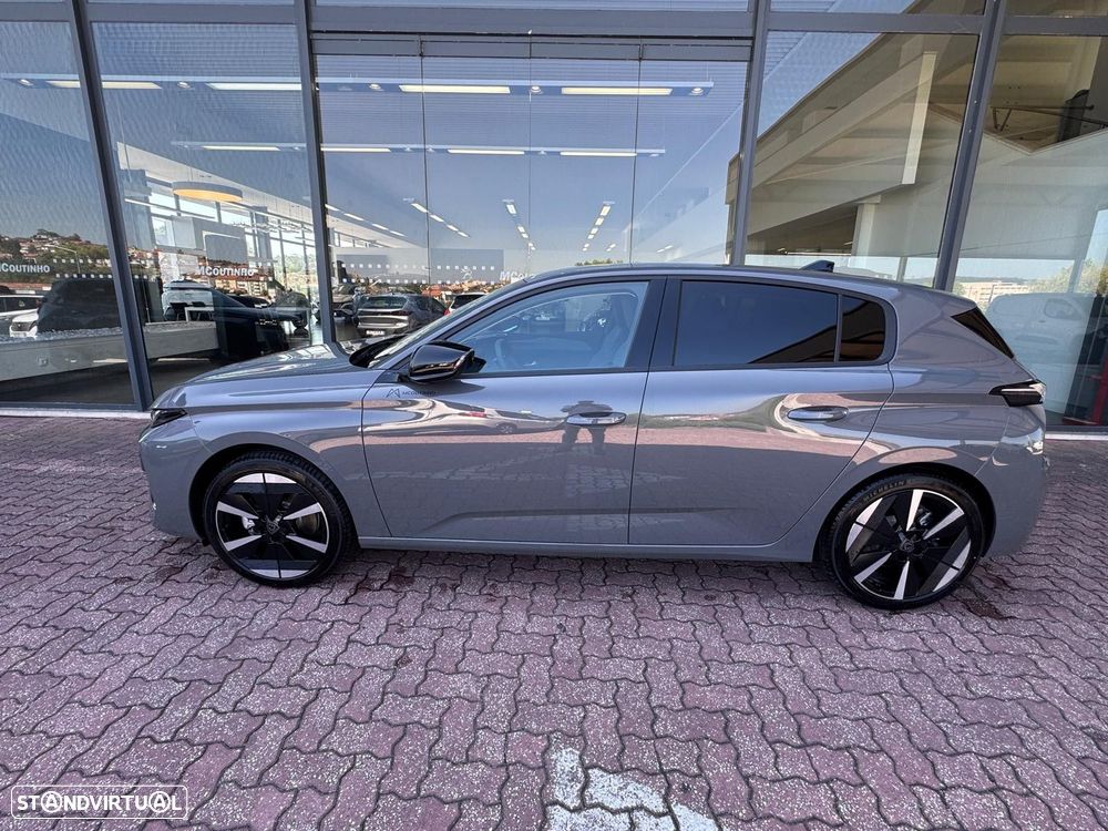 Peugeot e-308 58 kWh Allure - 2