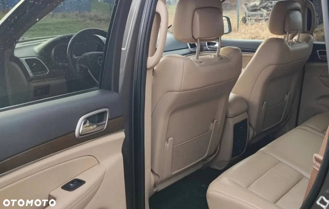 Jeep Grand Cherokee 3.6 V6 Overland - 23