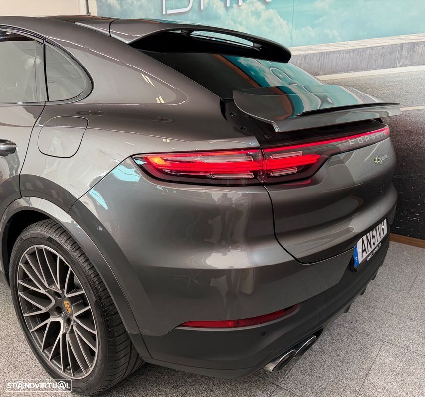 Porsche Cayenne Coupé E-Hybrid Platinum Edition - 7
