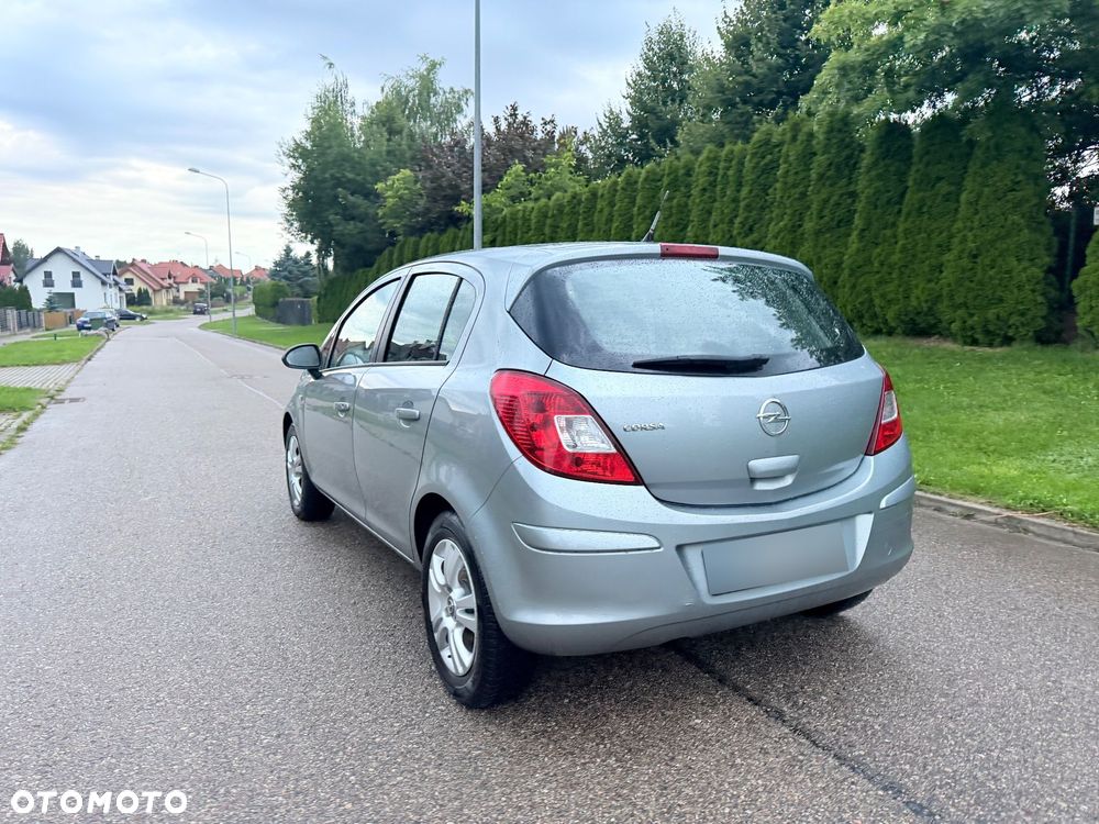 Opel Corsa - 4