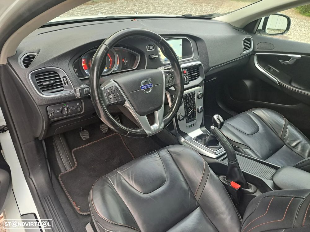 Volvo V40 D2 Ocean Race - 19