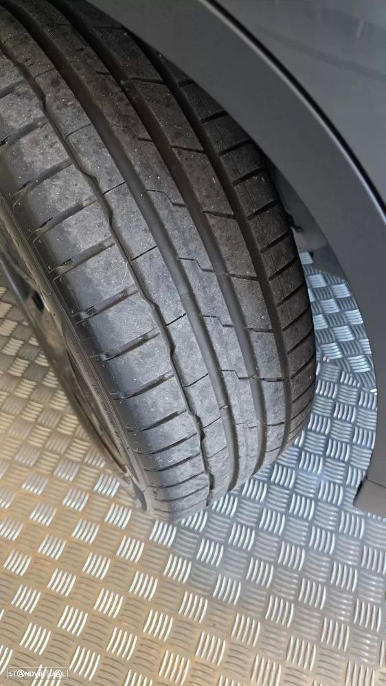 BMW X1 16 d sDrive Line xLine - 36