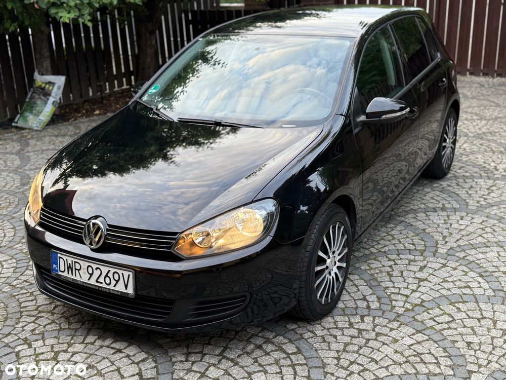 Volkswagen Golf - 10