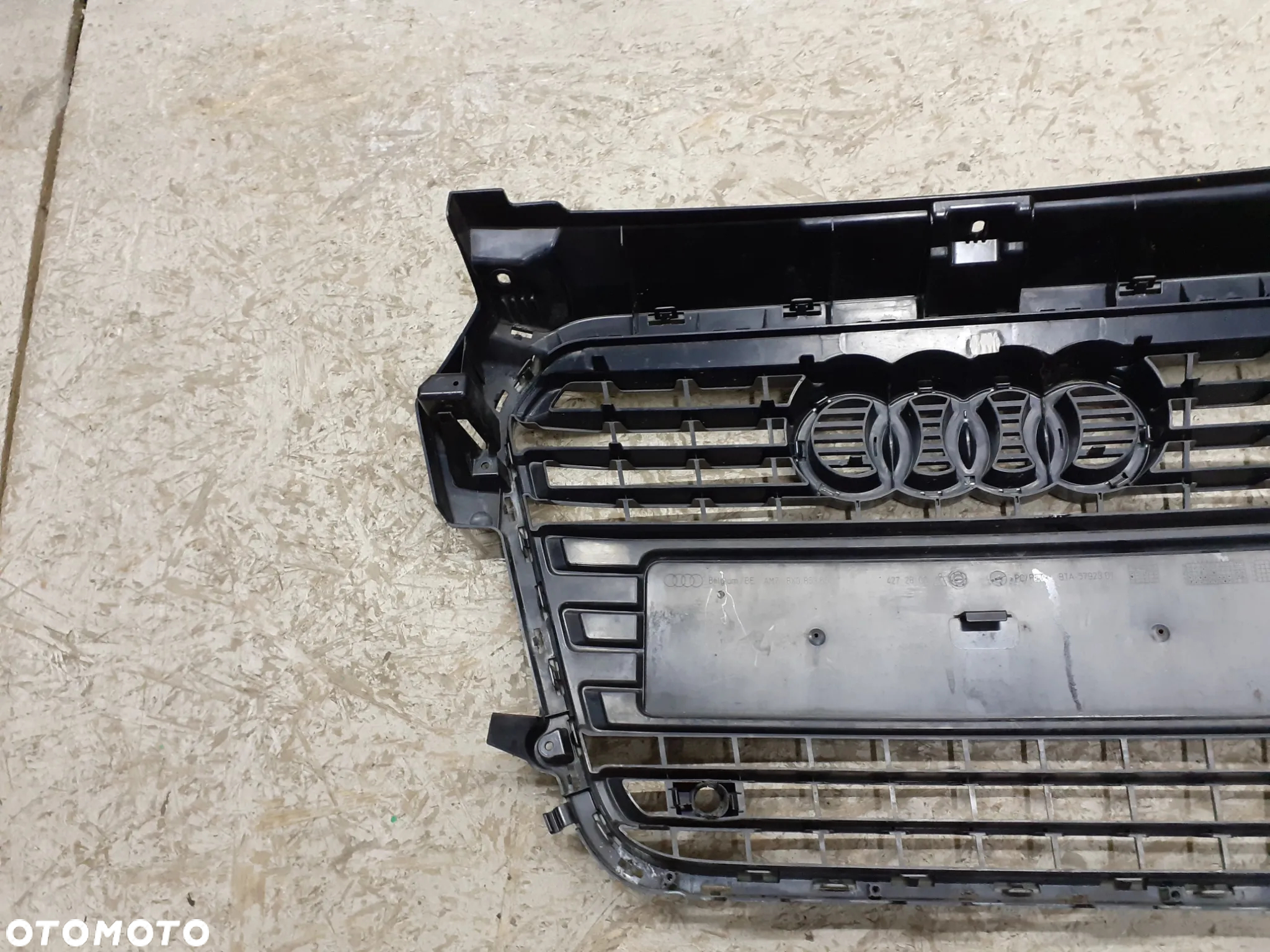 GRILL ATRAPA AUDI A1 8X 2010-2014R 8X0853651 - 12