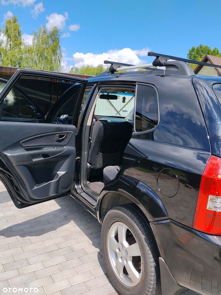 Hyundai Tucson - 2