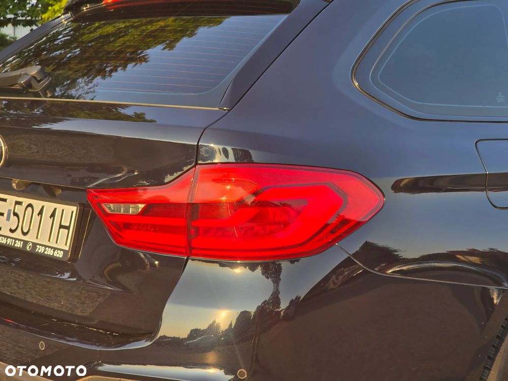 BMW Seria 5 520d M Sport - 9