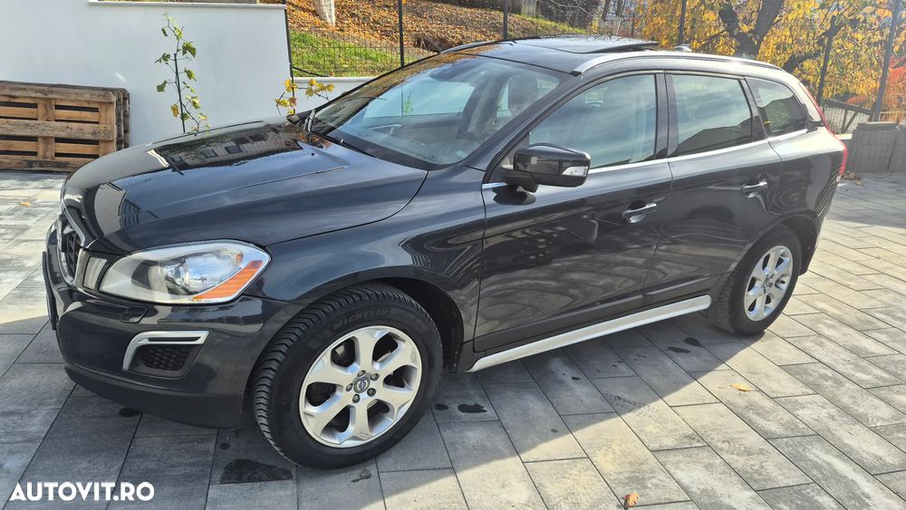 Volvo XC 60 D5 AWD Geartronic Summum - 1