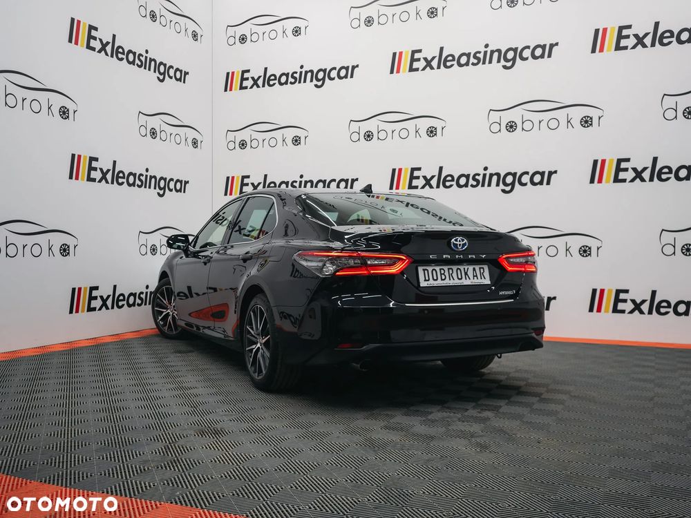 Toyota Camry 2.5 Hybrid Executive CVT - 8