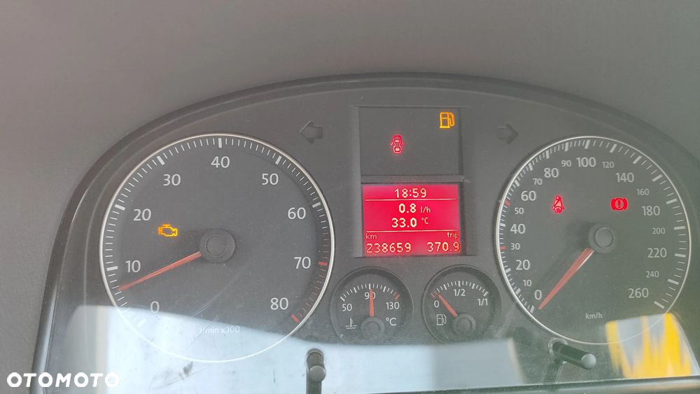 Volkswagen Touran 1.6 Trendline - 26