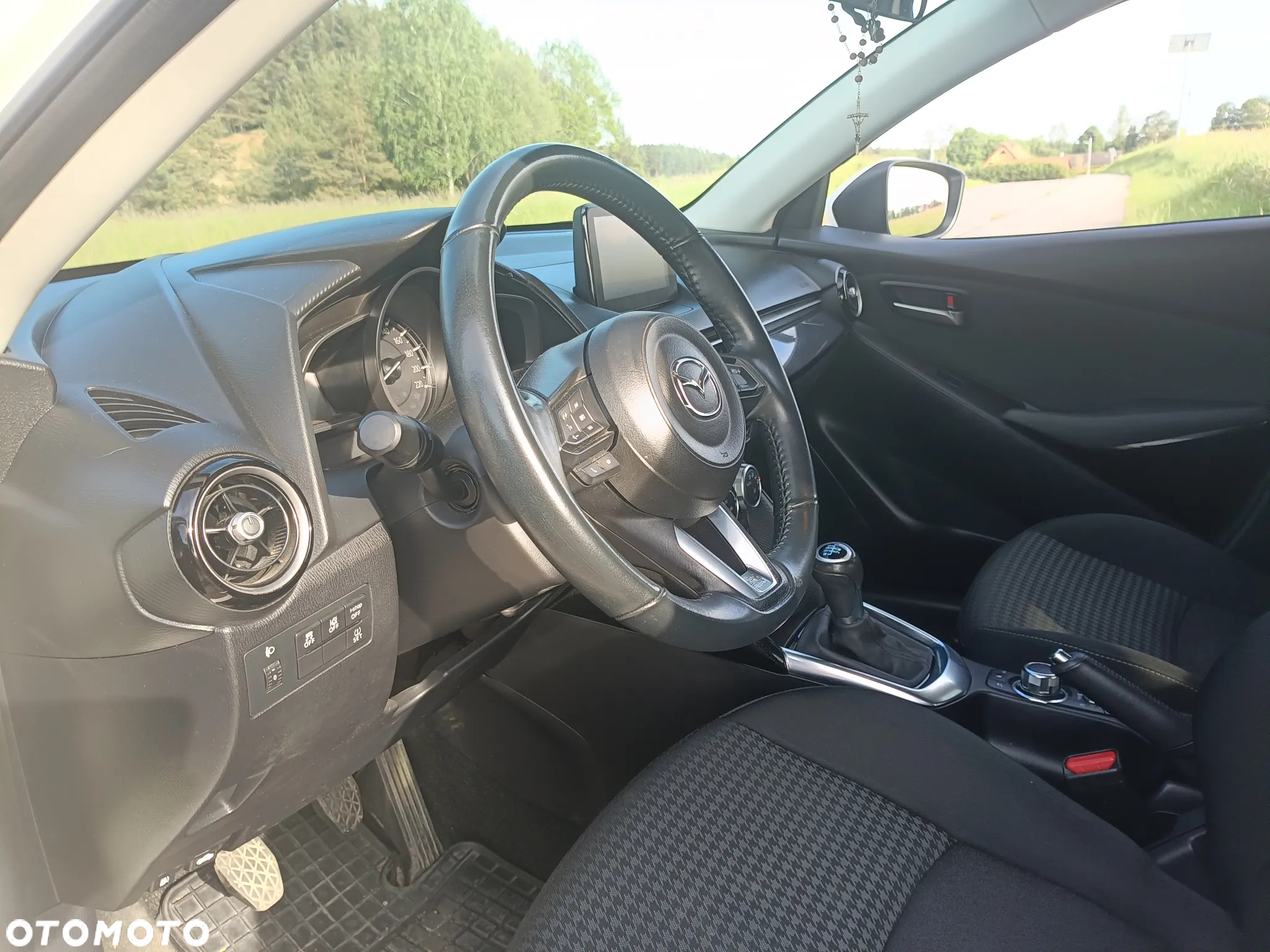 Mazda 2 - 14