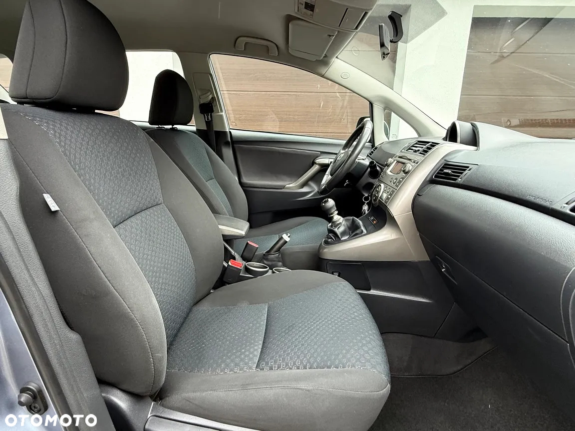 Toyota Verso 1.8 Edition - 22