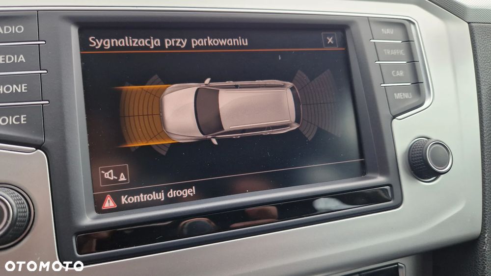 Volkswagen Passat Variant 2.0 TDI (BlueMotion Technology) Comfortline - 20
