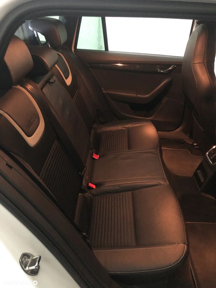 Skoda Octavia 2.0 TDI RS EU6 - 20