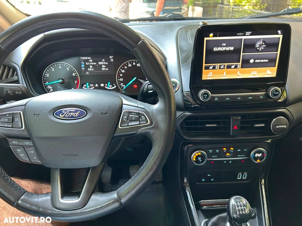 Ford EcoSport - 11