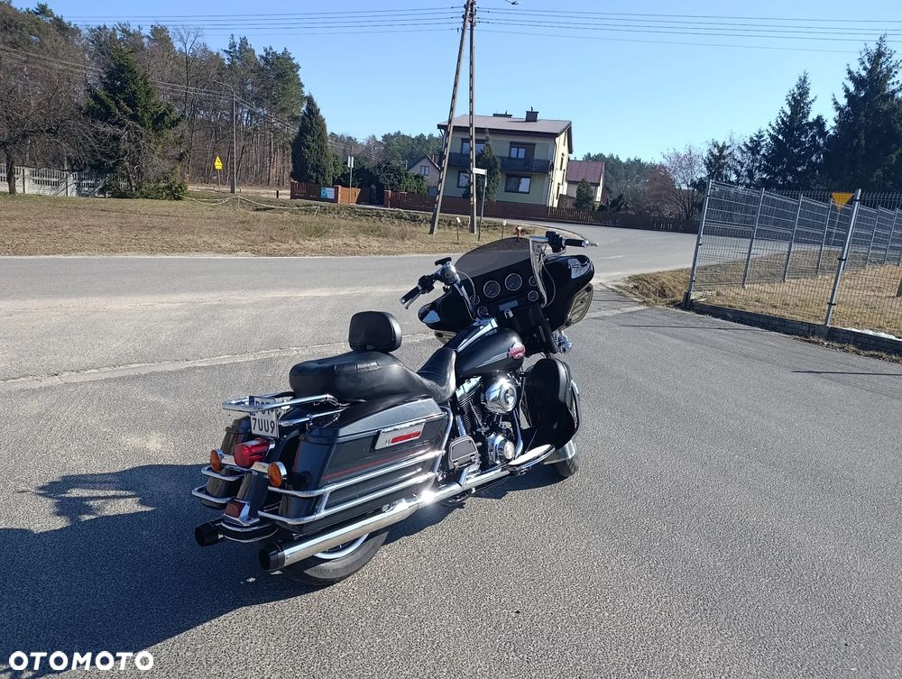 Harley-Davidson FLHT Electra Glide Standard - 14