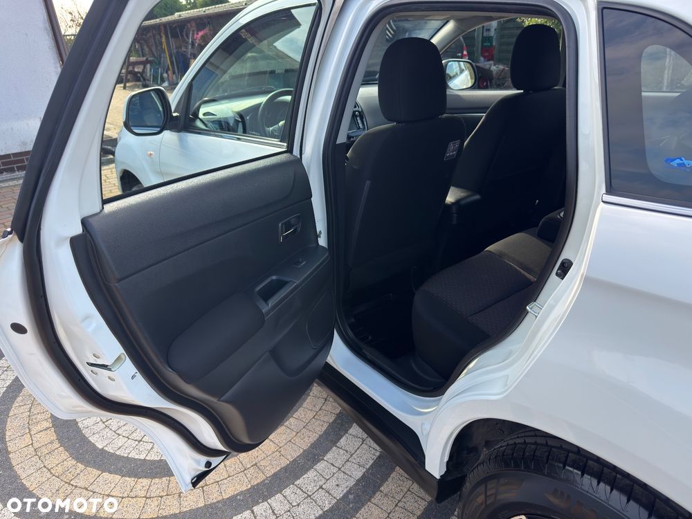 Mitsubishi ASX - 20