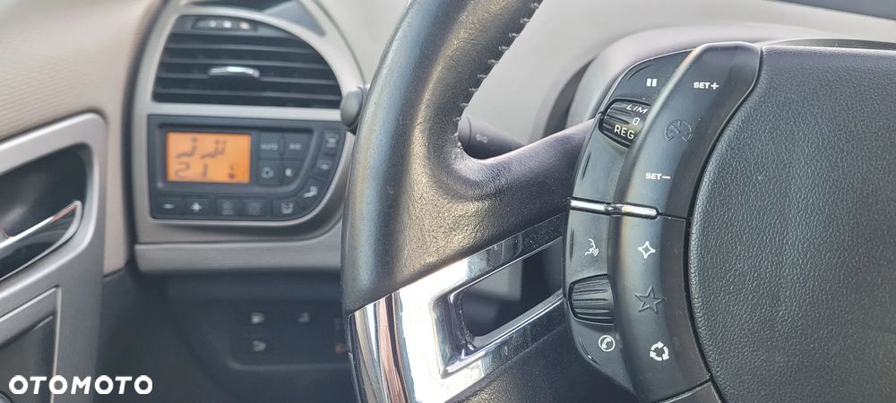 Citroën C4 Picasso - 36