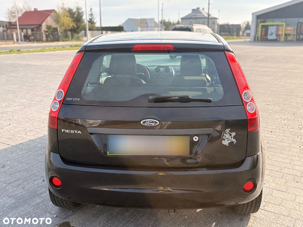 Ford Fiesta 1.3 - 5
