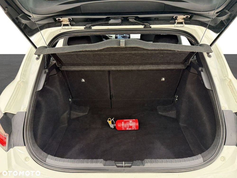 Toyota Corolla - 12