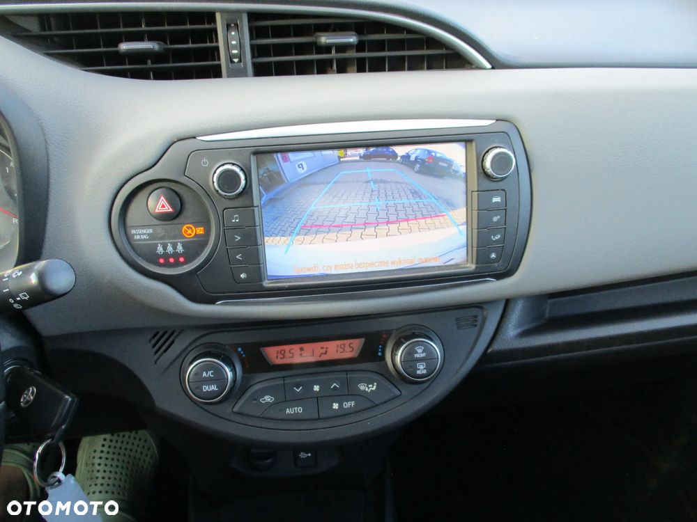 Toyota Yaris 1.33 VVT-i - 9
